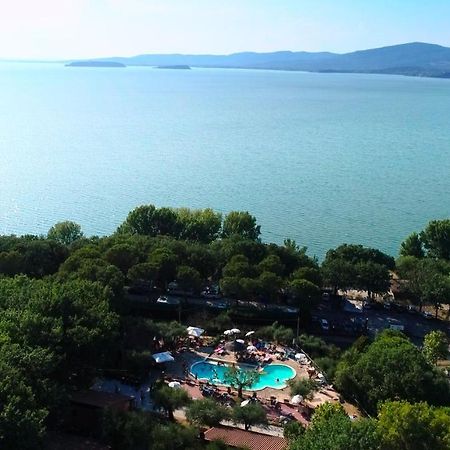 Cerquestra Camping Village Monte del Lago Zewnętrze zdjęcie