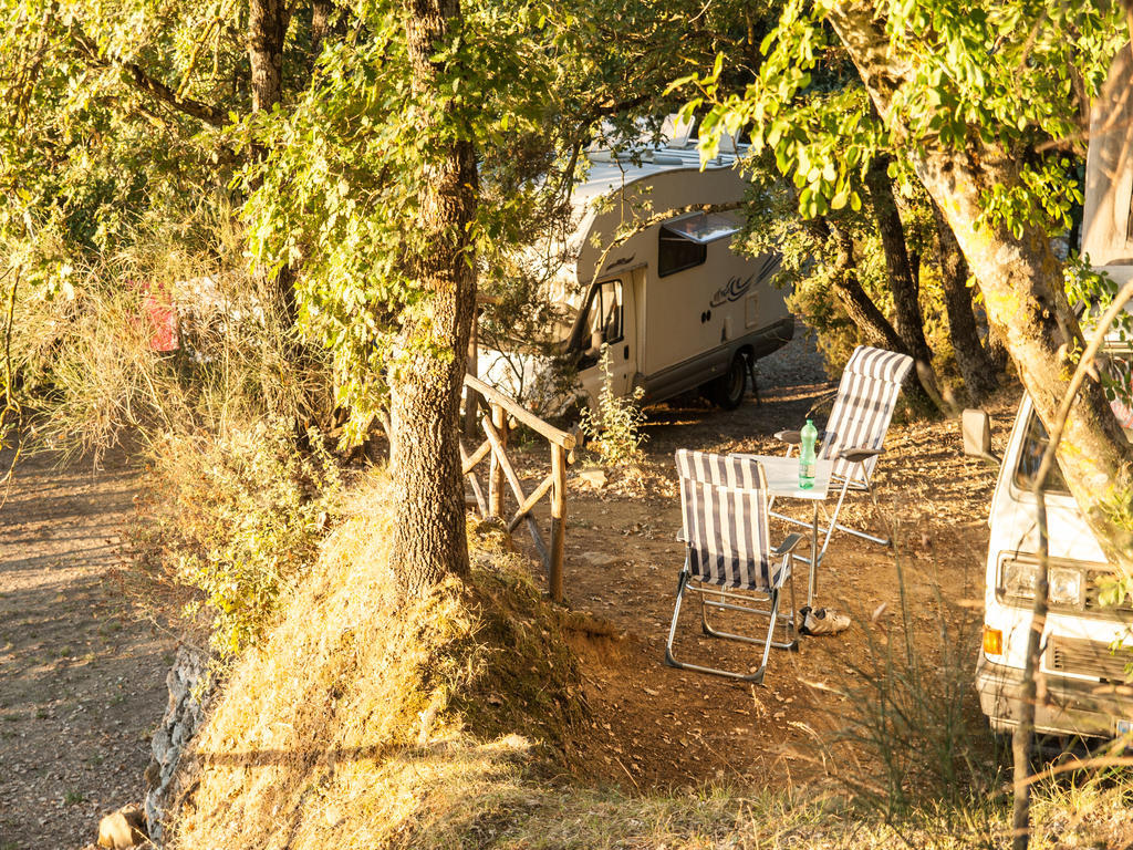 Cerquestra Camping Village Monte del Lago Zewnętrze zdjęcie