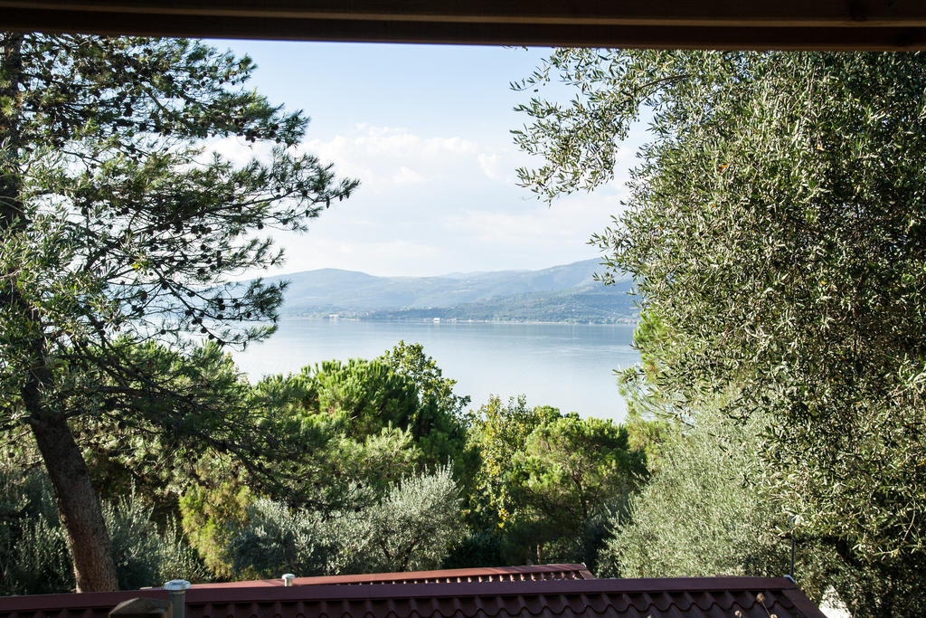 Cerquestra Camping Village Monte del Lago Zewnętrze zdjęcie