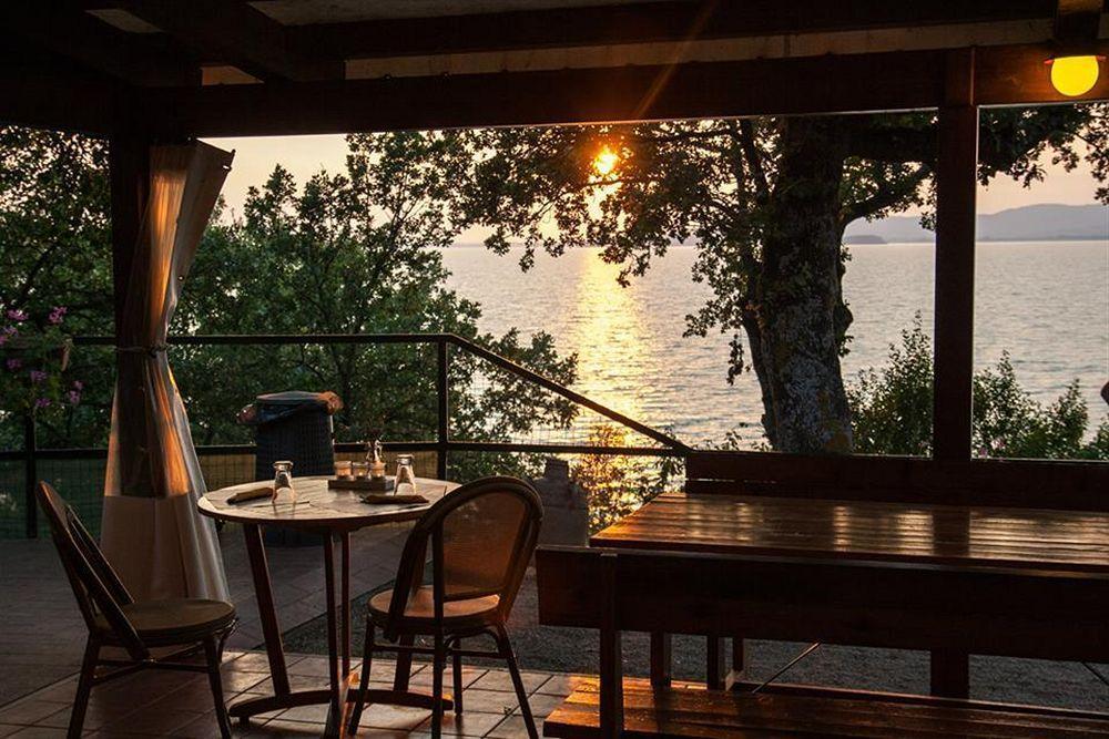 Cerquestra Camping Village Monte del Lago Zewnętrze zdjęcie