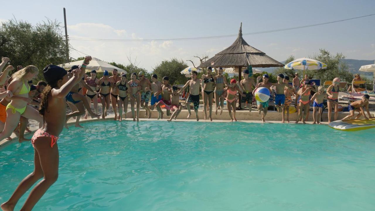 Cerquestra Camping Village Monte del Lago Zewnętrze zdjęcie